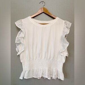 𝚆𝚑𝚒𝚝𝚎 𝙴𝚢𝚎𝚕𝚎𝚝 𝚃𝚎𝚎